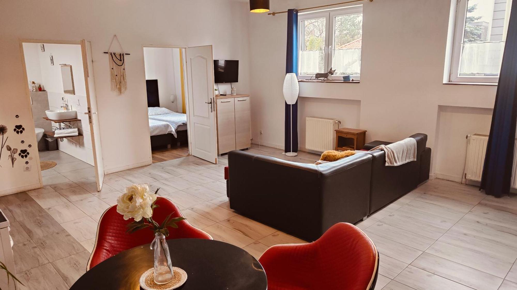 Apartment Red Kot