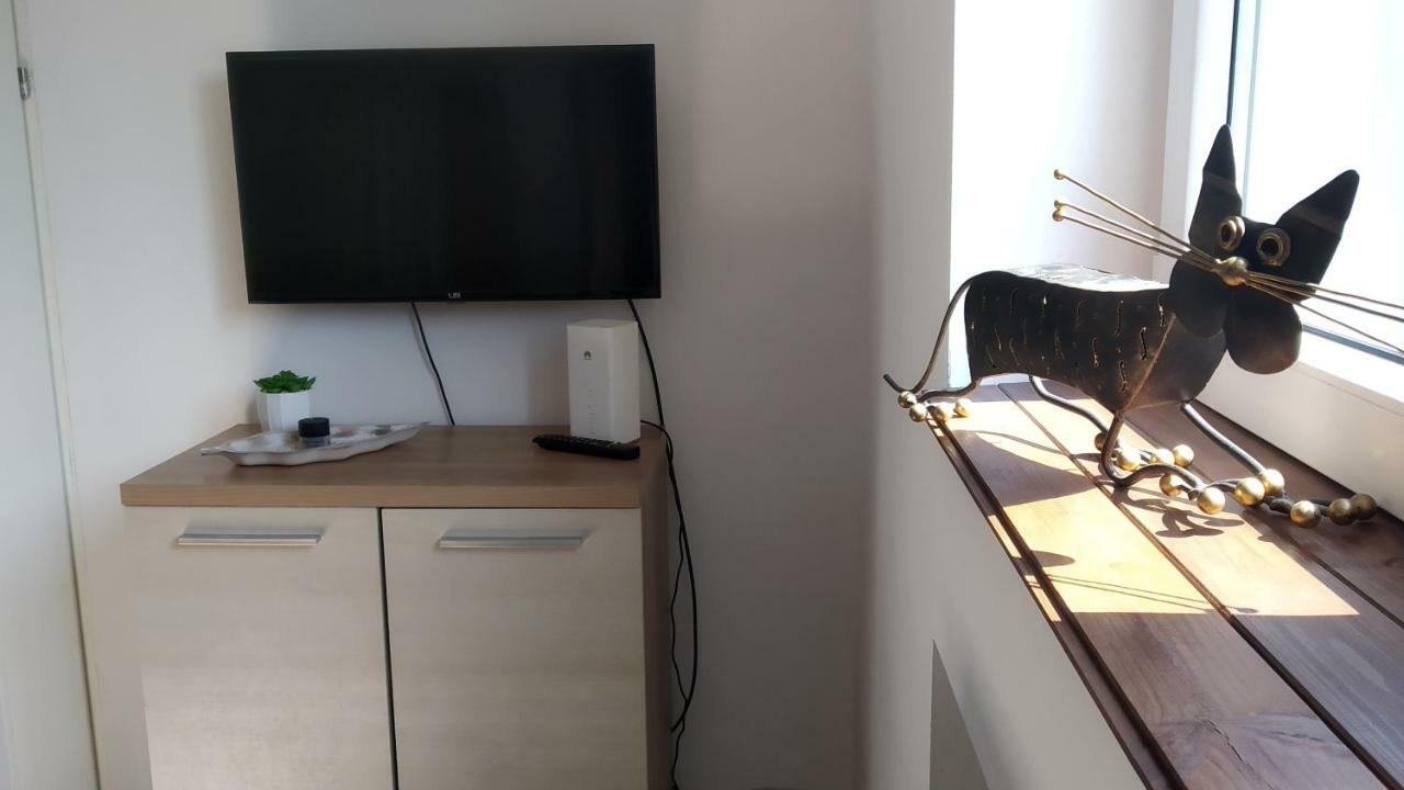 Red Kot Apartment *